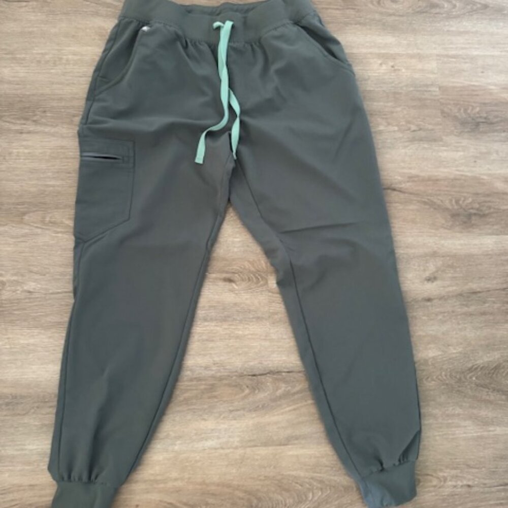 Figs Jogger Scrub Pants